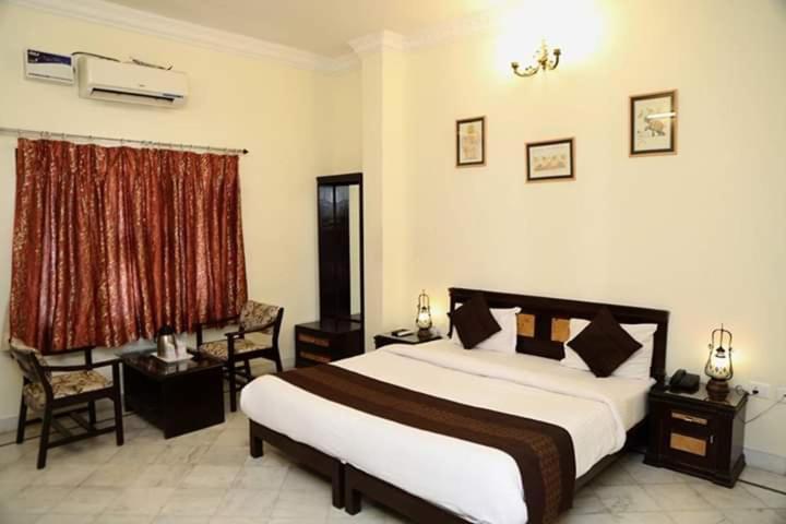 Hotel Karan Villas Kota  Ngoại thất bức ảnh