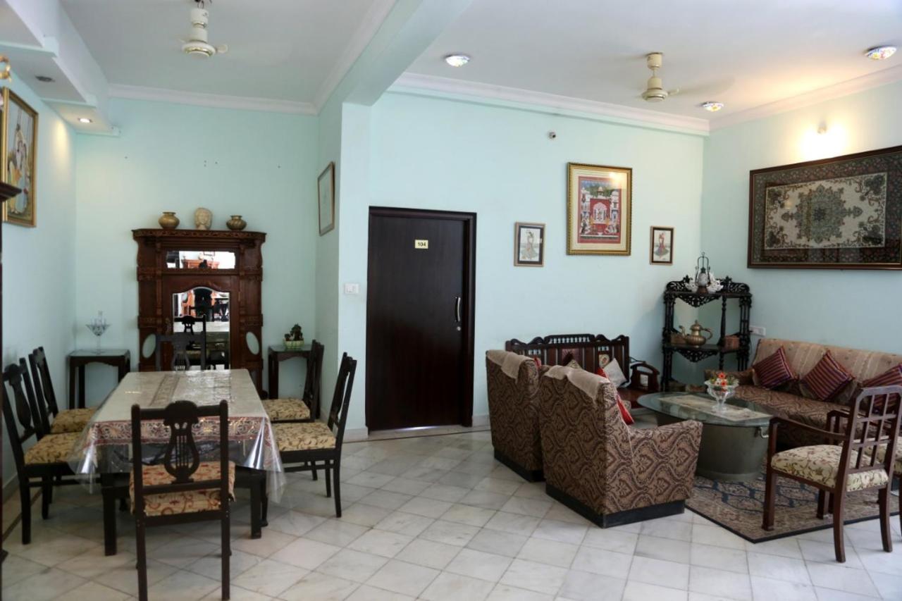Hotel Karan Villas Kota  Ngoại thất bức ảnh