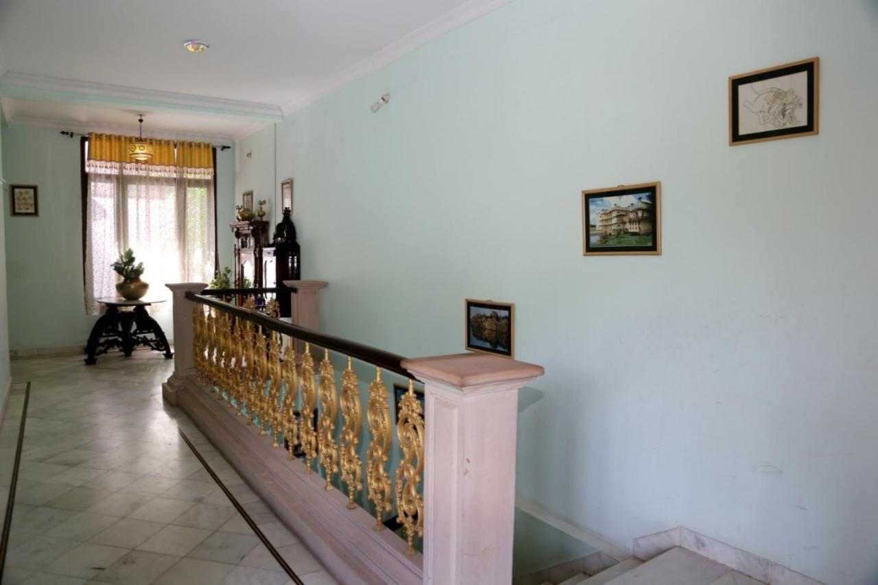 Hotel Karan Villas Kota  Ngoại thất bức ảnh