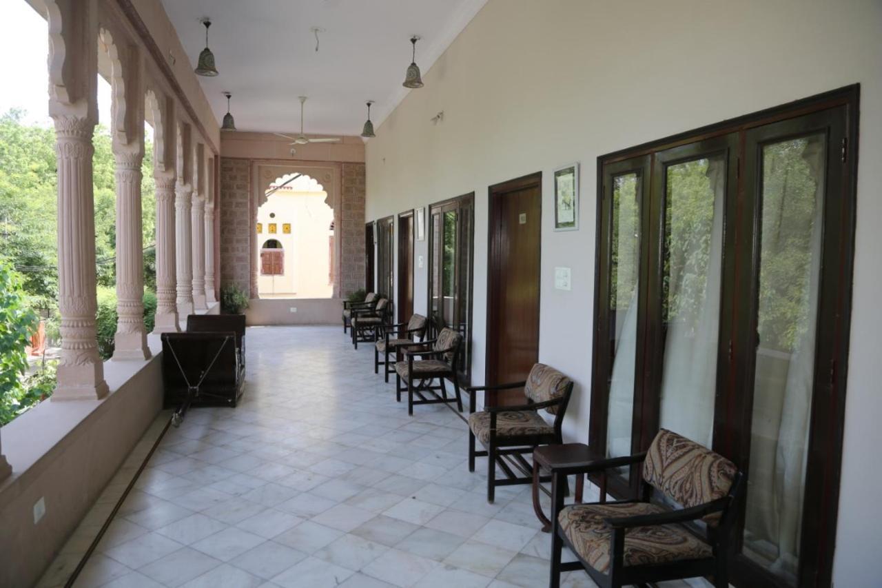 Hotel Karan Villas Kota  Ngoại thất bức ảnh